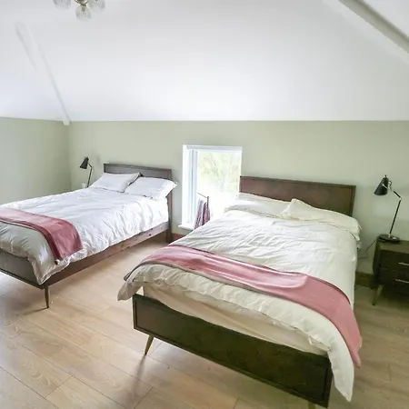 Ferienhaus Nead Na Bhfainleog Swallows Nest *