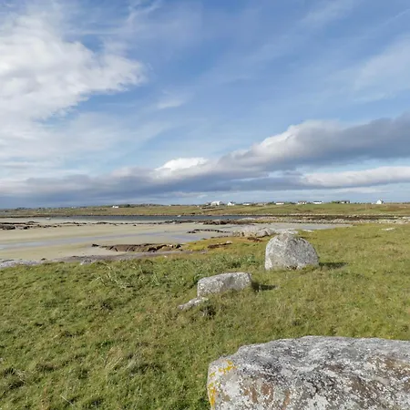 Nead Na Bhfainleog Swallows Nest Aughrus More