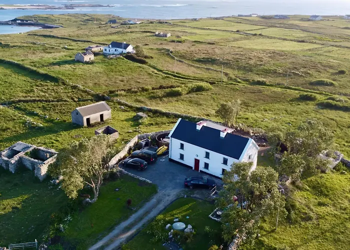 Holiday home Nead Na Bhfainleog Swallows Nest *